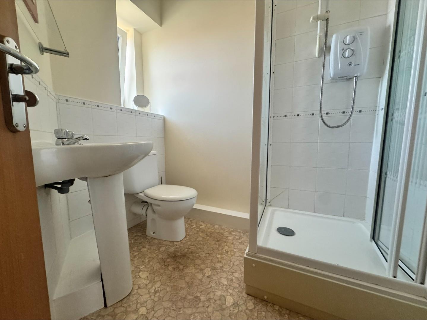 ensuite.jpeg